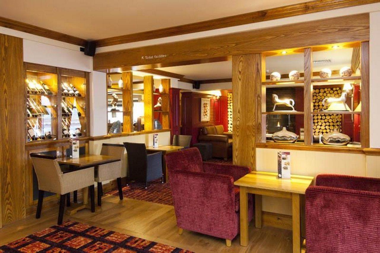 Premier Inn Rugeley Bagian luar foto